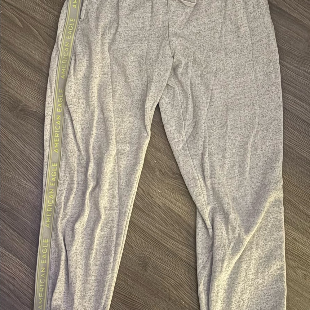 American Eagle Outfitters Gray Joggers with Yellow Stripe